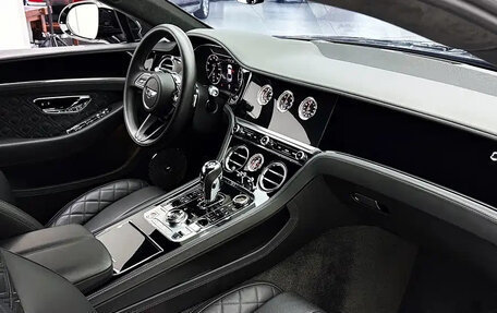 Bentley Continental GT III, 2022 год, 38 000 276 рублей, 14 фотография