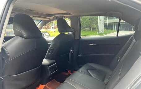Toyota Camry, 2022 год, 2 355 010 рублей, 6 фотография