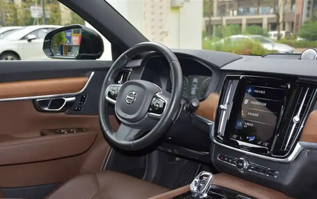 Volvo S90 II рестайлинг, 2021 год, 2 630 027 рублей, 12 фотография