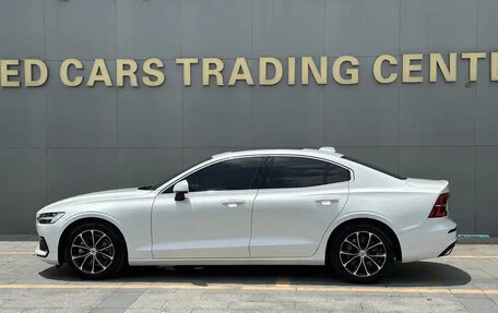 Volvo S60 III, 2021 год, 2 153 027 рублей, 3 фотография