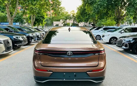Toyota Crown, 2023 год, 3 500 011 рублей, 5 фотография