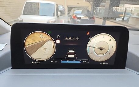 Hyundai Staria, 2021 год, 3 520 000 рублей, 8 фотография