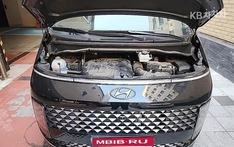 Hyundai Staria, 2021 год, 3 520 000 рублей, 20 фотография