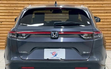 Honda Vezel, 2022 год, 1 470 000 рублей, 4 фотография