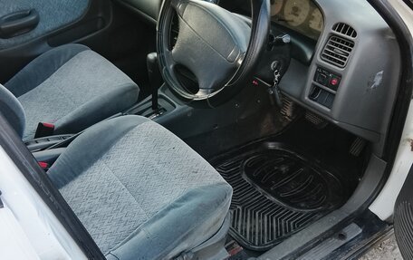 Suzuki Cultus III рестайлинг, 2001 год, 278 000 рублей, 3 фотография