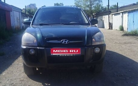 Hyundai Tucson III, 2004 год, 500 000 рублей, 2 фотография