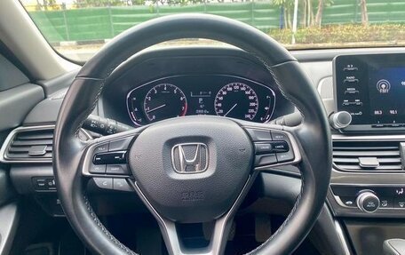 Honda Accord IX рестайлинг, 2021 год, 1 810 000 рублей, 10 фотография