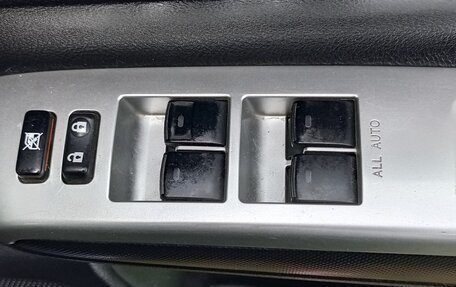 Toyota Wish II, 2011 год, 1 350 000 рублей, 14 фотография