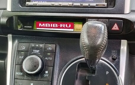 Toyota Wish II, 2011 год, 1 350 000 рублей, 15 фотография