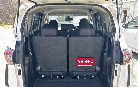 Toyota Sienta II, 2021 год, 1 157 000 рублей, 21 фотография
