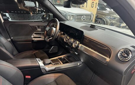 Mercedes-Benz GLB, 2021 год, 2 407 000 рублей, 13 фотография
