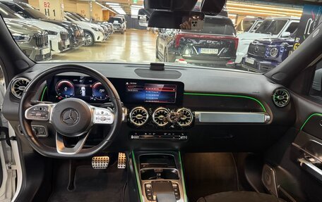 Mercedes-Benz GLB, 2021 год, 2 407 000 рублей, 8 фотография