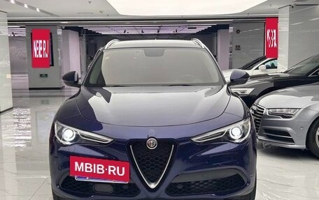 Alfa Romeo Stelvio, 2022 год, 3 100 000 рублей, 2 фотография