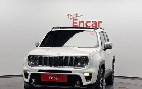 Jeep Renegade I рестайлинг, 2022 год, 1 950 000 рублей, 2 фотография