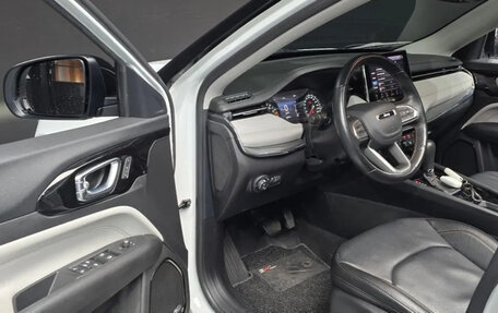 Jeep Compass II, 2022 год, 2 700 000 рублей, 6 фотография