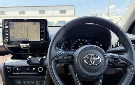 Toyota Yaris Cross, 2021 год, 1 337 000 рублей, 6 фотография