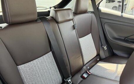 Toyota Yaris Cross, 2021 год, 1 337 000 рублей, 14 фотография