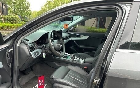 Audi A4, 2022 год, 2 175 000 рублей, 15 фотография