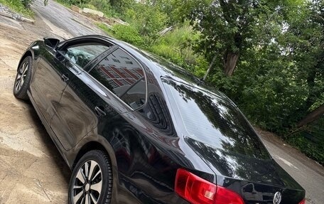 Volkswagen Jetta VI, 2011 год, 899 999 рублей, 5 фотография