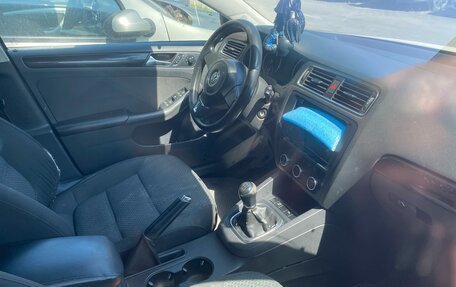 Volkswagen Jetta VI, 2013 год, 750 000 рублей, 6 фотография
