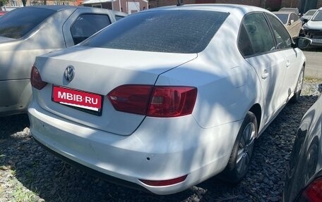 Volkswagen Jetta VI, 2013 год, 750 000 рублей, 4 фотография