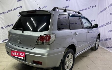Mitsubishi Outlander III рестайлинг 3, 2004 год, 595 000 рублей, 4 фотография