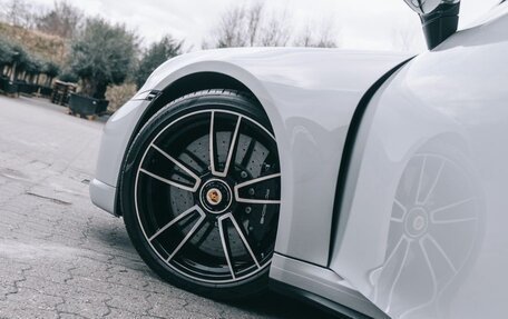 Porsche 911, 2022 год, 20 700 000 рублей, 11 фотография