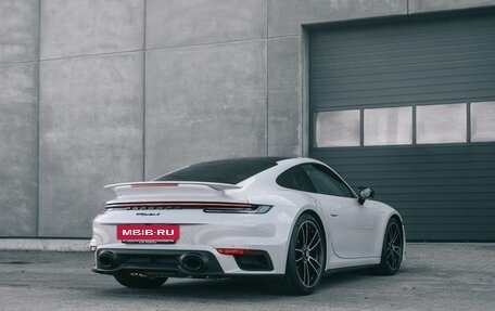 Porsche 911, 2022 год, 20 700 000 рублей, 7 фотография