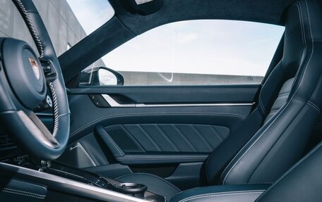 Porsche 911, 2022 год, 20 700 000 рублей, 25 фотография