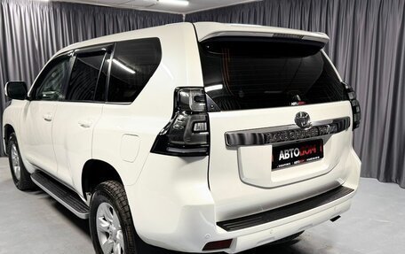 Toyota Land Cruiser Prado 150 рестайлинг 2, 2014 год, 2 600 000 рублей, 5 фотография