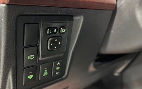 Toyota Land Cruiser Prado 150 рестайлинг 2, 2014 год, 2 600 000 рублей, 14 фотография