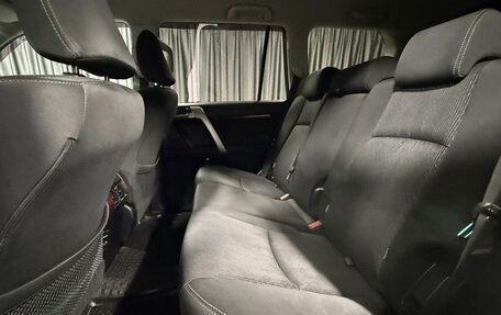 Toyota Land Cruiser Prado 150 рестайлинг 2, 2014 год, 2 600 000 рублей, 26 фотография