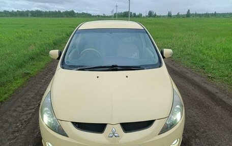 Mitsubishi Grandis, 2004 год, 790 000 рублей, 11 фотография
