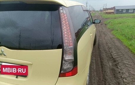 Mitsubishi Grandis, 2004 год, 790 000 рублей, 13 фотография