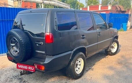 Nissan Terrano II рестайлинг, 1993 год, 700 000 рублей, 4 фотография