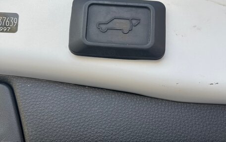 Toyota RAV4, 2021 год, 3 150 000 рублей, 12 фотография