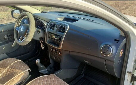 Renault Logan II, 2020 год, 1 100 000 рублей, 18 фотография