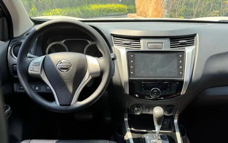 Nissan Terra, 2022 год, 2 100 000 рублей, 8 фотография
