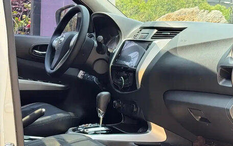 Nissan Terra, 2022 год, 2 100 000 рублей, 16 фотография