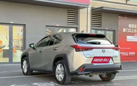 Lexus UX I, 2022 год, 2 500 010 рублей, 6 фотография