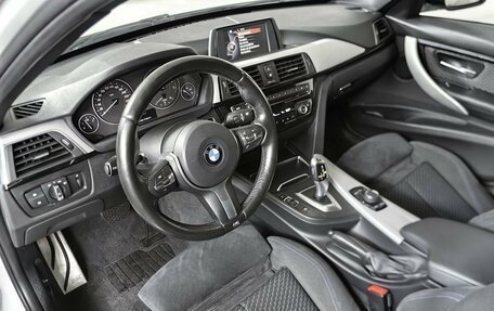 BMW 3 серия, 2016 год, 1 943 000 рублей, 12 фотография