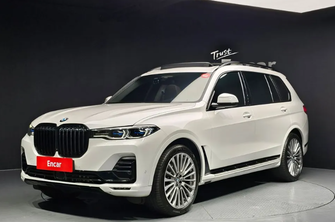 BMW X7 G07, 2021 год, 8 975 000 рублей, 1 фотография