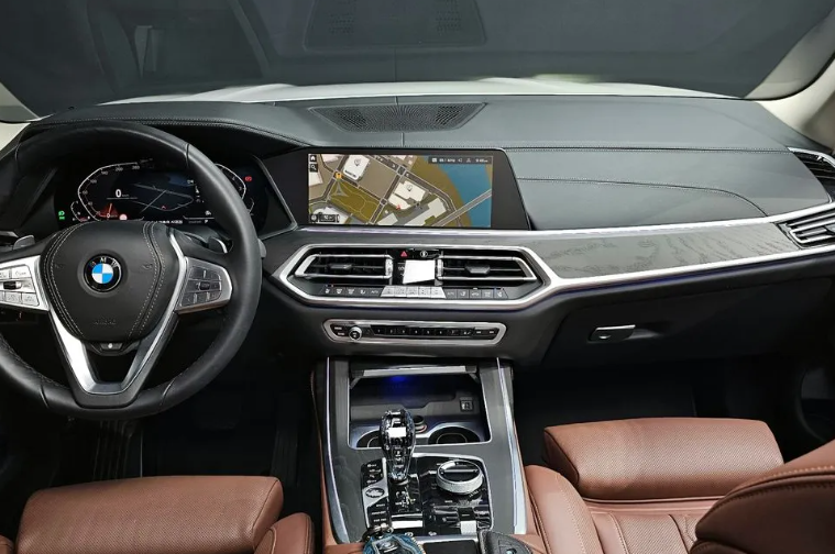 BMW X7 G07, 2021 год, 8 975 000 рублей, 5 фотография