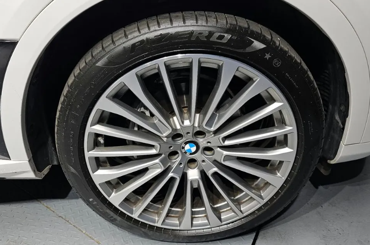 BMW X7 G07, 2021 год, 8 975 000 рублей, 3 фотография