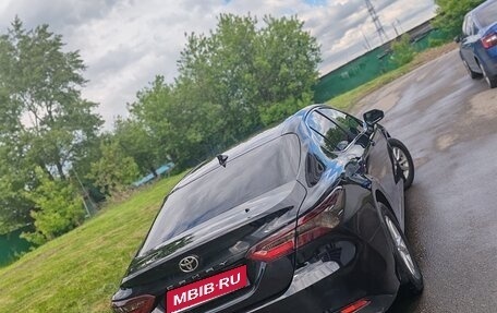 Toyota Camry, 2020 год, 2 050 000 рублей, 1 фотография