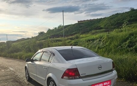 Opel Astra H, 2011 год, 670 000 рублей, 2 фотография