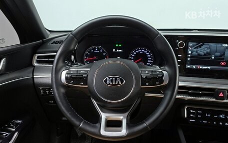 KIA K5, 2020 год, 1 756 030 рублей, 30 фотография
