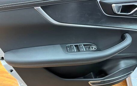 Chery Tiggo 8 I, 2024 год, 1 900 000 рублей, 11 фотография