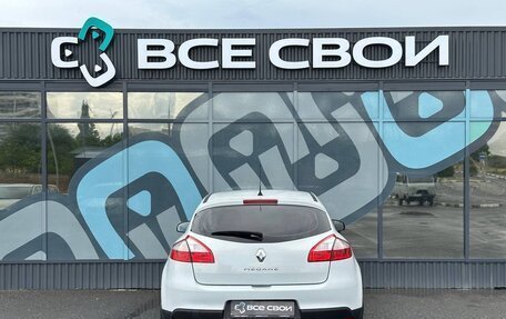 Renault Megane III, 2015 год, 865 000 рублей, 6 фотография