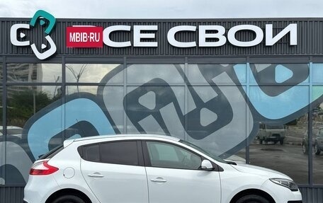 Renault Megane III, 2015 год, 865 000 рублей, 8 фотография